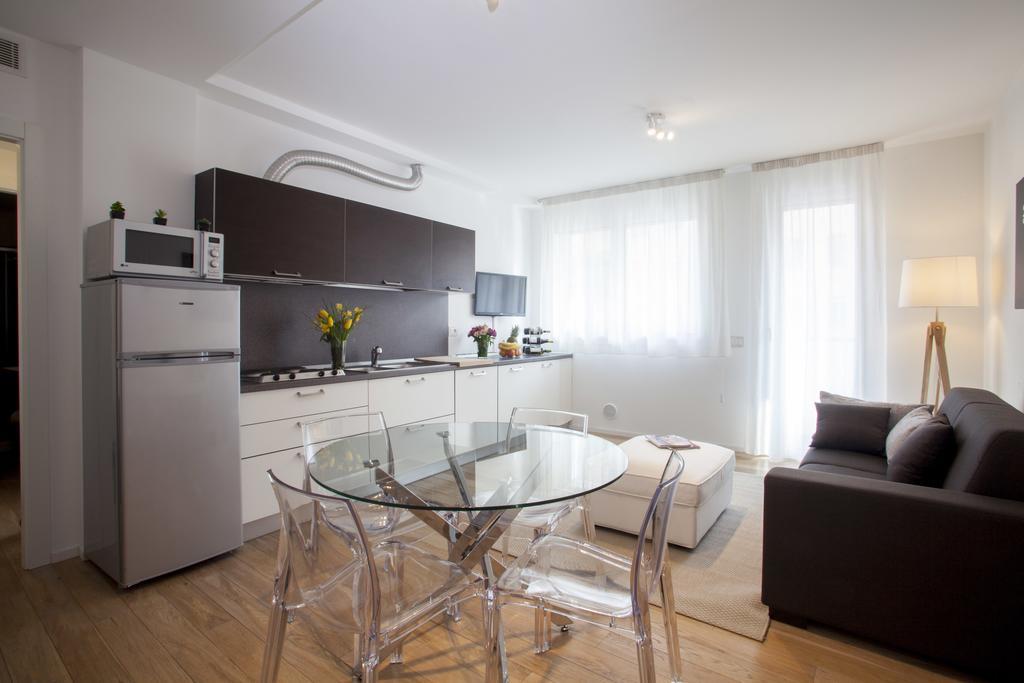 Erik Langer S. Sofia C. Battisti Apartment